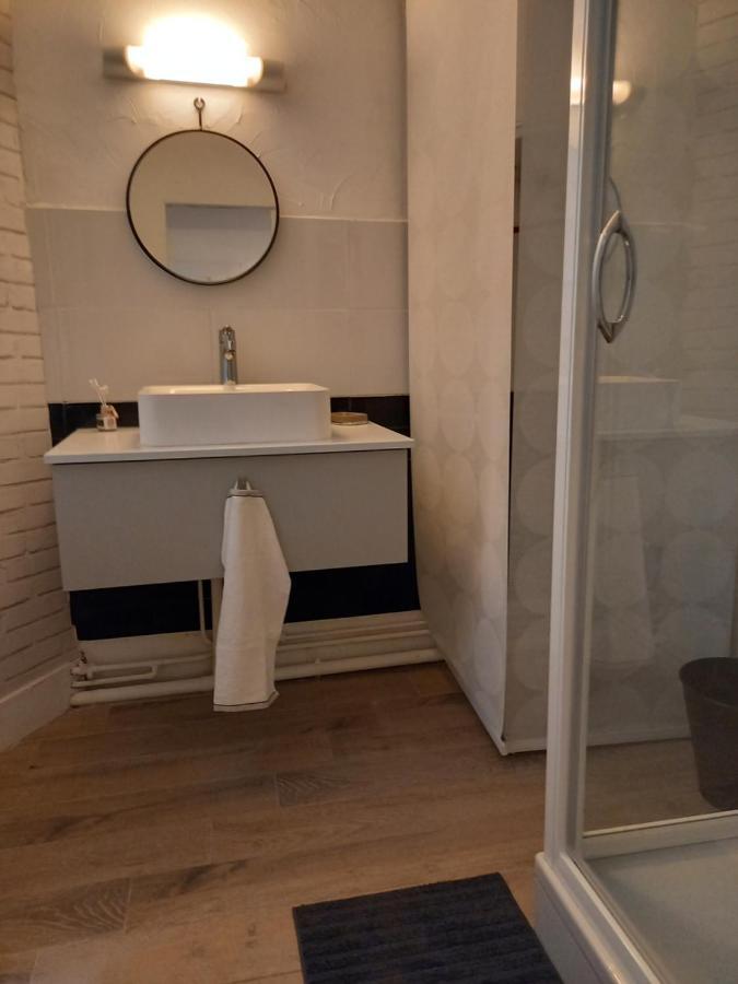Charmant Studio Dans Le Vieux ตูร์ ภายนอก รูปภาพ